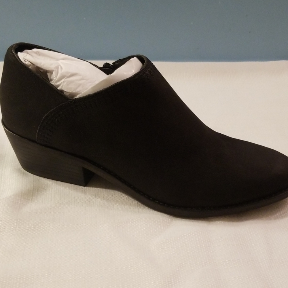 Lucky brand Lk frenzee  leather size 9m